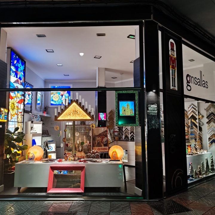 GRISALLAS Arte en Vidrio-tienda
